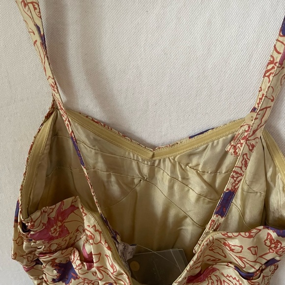 Sweet Spring/Summer Top - Picture 7 of 10